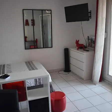 Costieres Climatise Parking Gratuit Lave Linge Loggia * Nimes