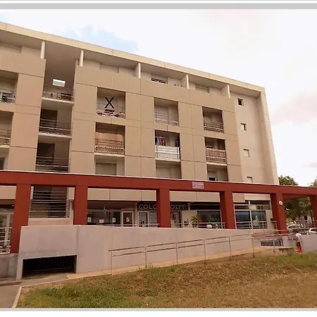 Costieres Climatise Parking Gratuit Lave Linge Loggia Nimes