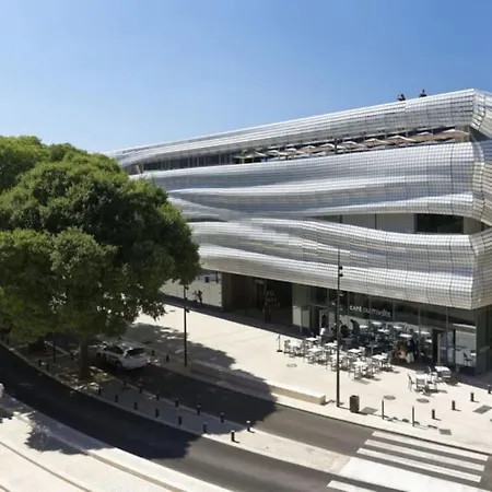 Costieres Climatise Parking Gratuit Lave Linge Loggia Apartament Nîmes